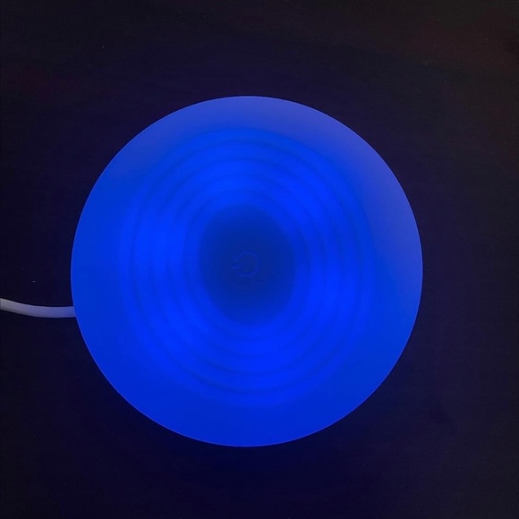 Wireless Charger - Picture 4 of 6